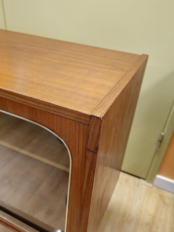 Image 1 of Vetrina vintage affascinante Vetrina vetrina Vetrina vetrina