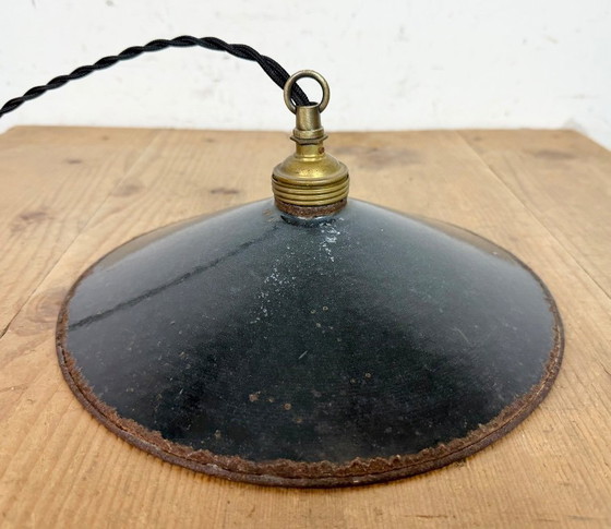 Image 1 of Industrielle schwarze Emaille-Lampe, 1930er Jahre