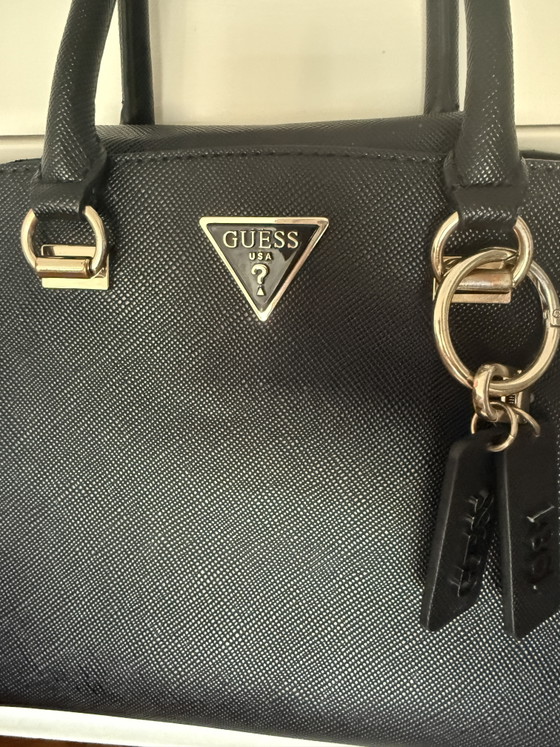 Guess Noelle Girlfriend Satch – Top handle tassen, Nylon (photo 6 of 9)