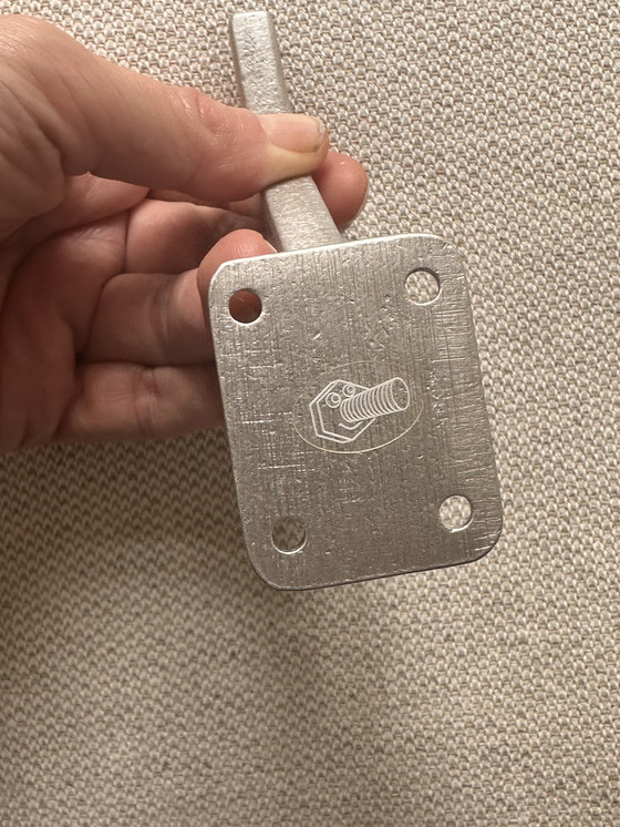 Image 1 of Aluminium haak type 1 - BOLTS IJzerhandel (Japan)