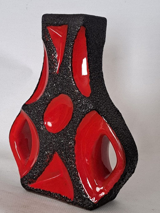 Dorothea Roth Fat Lava vase 'Guitar'