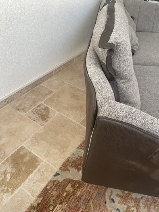 Image 1 of 2x Zitbank Milton JR