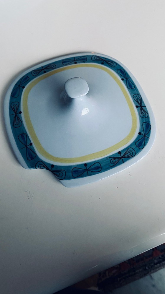 Image 1 of Salsiera Royal Sphinx con coperchio – decorazione “Libellula” – Maastricht – anni '60