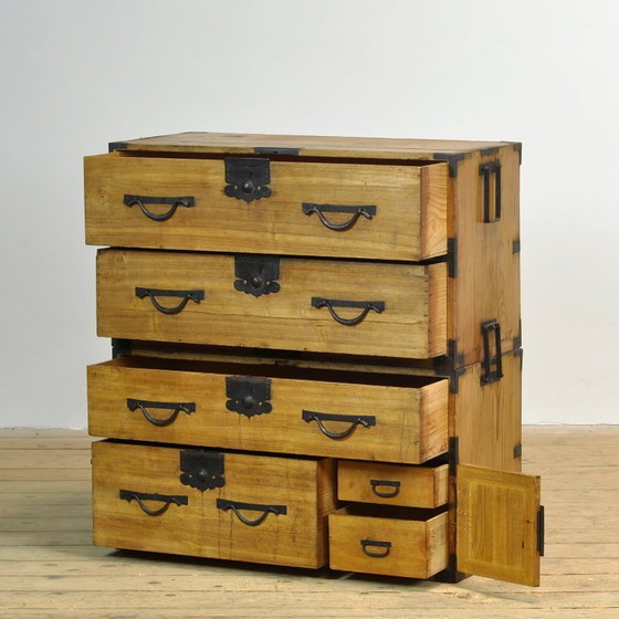 Japanese Tansu chest of drawers, circa 1870, Iron, Wood, Black (photo 4 of 15)