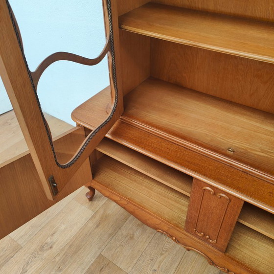 Image 1 of Vintage Queen Ann kast vitrinekast buffetkast servieskast