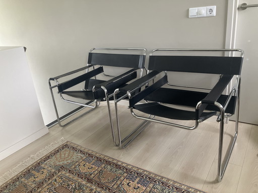 2 réplicas de Marcel Breuer
