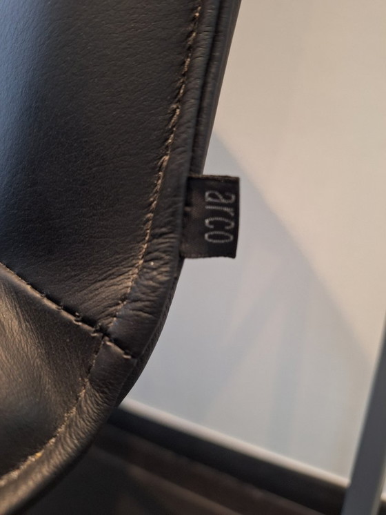 Image 1 of Zwart lederen Arco Frame eetkamerstoelen