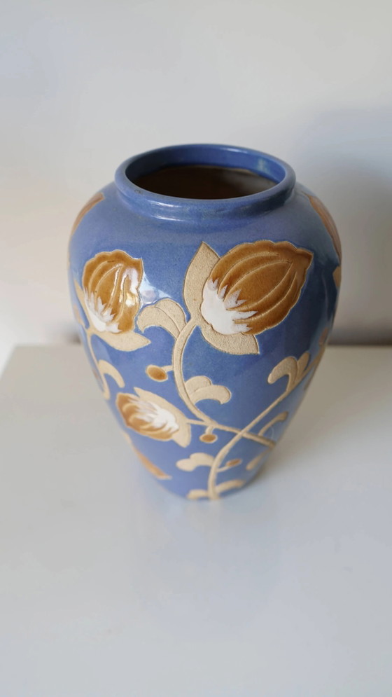 Glazed stoneware vase – floral decoration in relief – Keramis style – 1970s – Porcelain, Art Deco (photo 7 of 9)