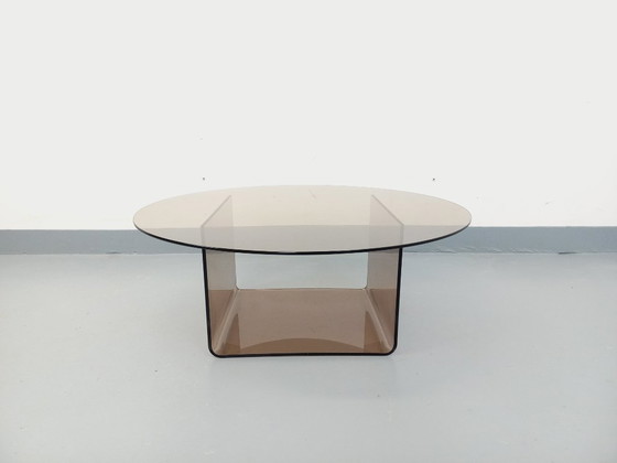 Image 1 of Vintage round coffee table in glass and plexiglass, Space Age style from the 1970s