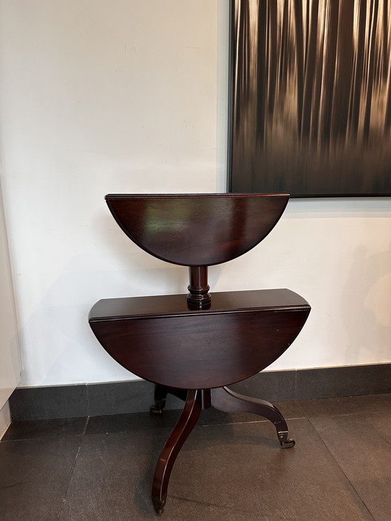 Image 1 of Montaplatos plegable antiguo / Mesa de servicio de dos niveles con ruedas