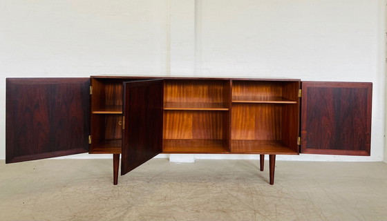 Image 1 of Buffet rétro danois en palissandre du milieu du siècle par Kai Winding 1970