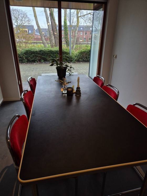 Image 1 of Ensemble table et chaises Gispen 515 rouge (4 x 101, 2 x 201)