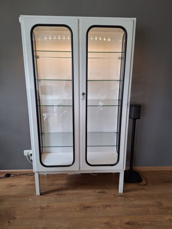 Vintage Apothecary Cabinet / Display Cabinet – Glass, Metal (photo 2 of 5)