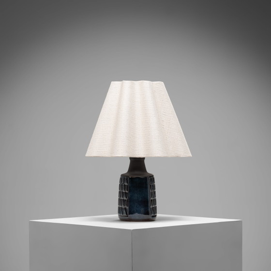 Blaue glasierte Steingut Tischlampe von Einar Johansen für Søholm Stentøj, Dänemark, 1960er, Johansen (Einar) (Foto 4 von 7)