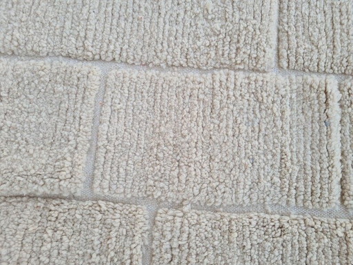 Authentischer, handgefertigter traditioneller Teppich aus reiner Wolle, 2/3 m²