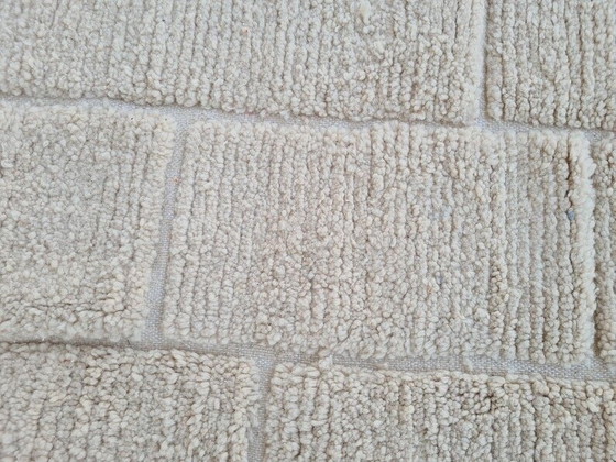Image 1 of Authentischer, handgefertigter traditioneller Teppich aus reiner Wolle, 2/3 m²