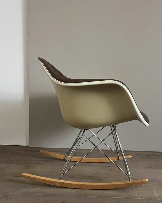 Image 1 of Chaise RAR conçue par Ray et Charles Eames pour Herman Miller