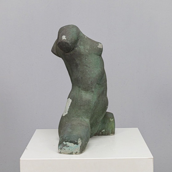 Image 1 of Betonnen sculptuur van een vrouwelijk torso van Francine Govers, Nederland, jaren 1990.