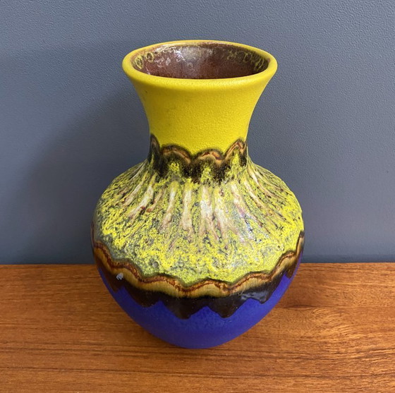 Image 1 of Yellow and Blue vase by Carstens Tönnieshof 1960s WGP