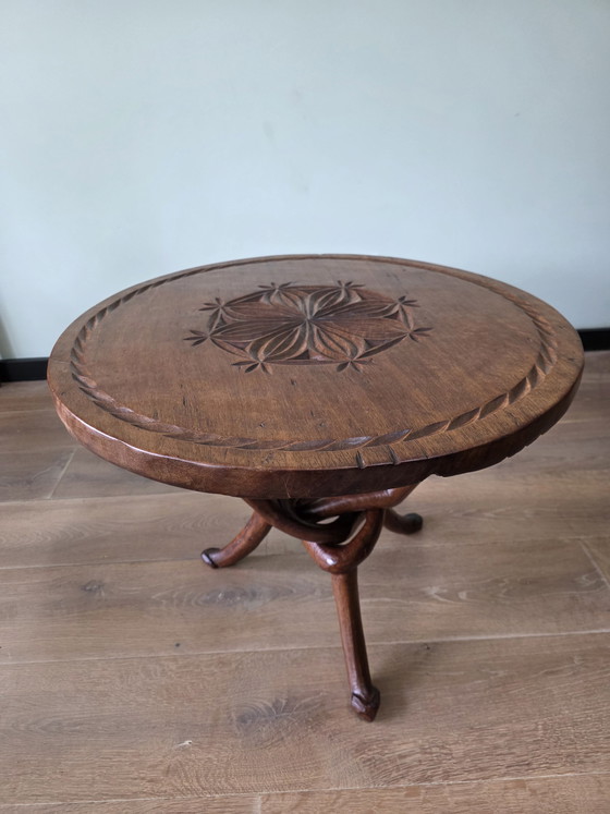Image 1 of table d'appoint africaine vintage en tissu bio