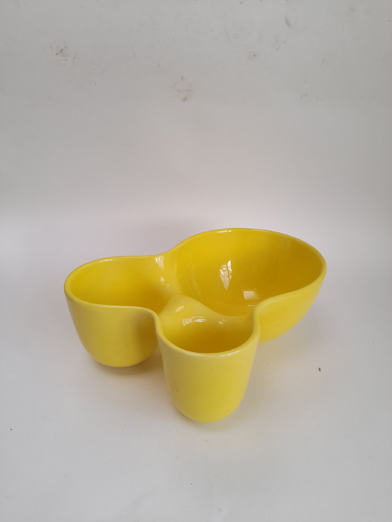 Image 1 of Ciotola per la frutta gialla Vitamin di Muuto