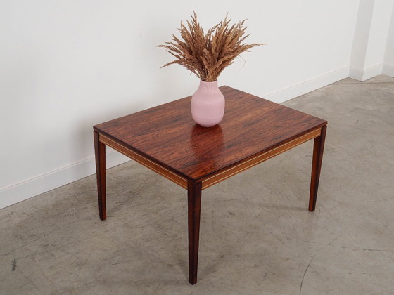 Image 1 of Table basse en palissandre, design danois, années 1970, fabriquée au Danemark