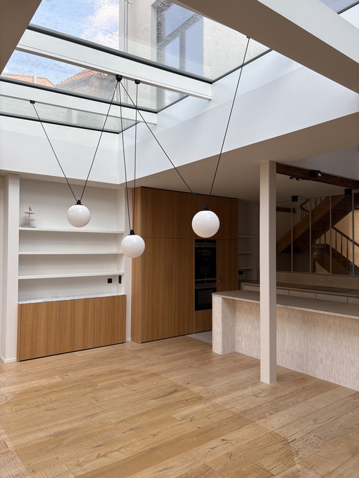 SUSPENSION, LES ACROBATES DE GRAS N°325, OPALINE, Ø25CM, H25CM - DCW ÉDITIONS PARIS