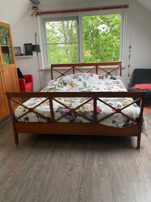 Grange consulat C1 kersenhout tweepersoonsbed