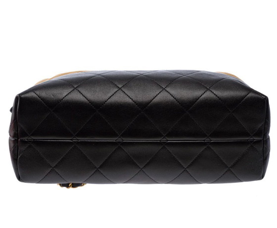 Image 1 of Sac CHANEL en Suède Beige - 103487