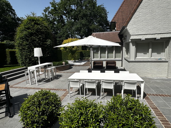 Image 1 of Exklusive Gartenmöbel Tribú Mirthe Esstisch mit 10 Stühlen und Kissen