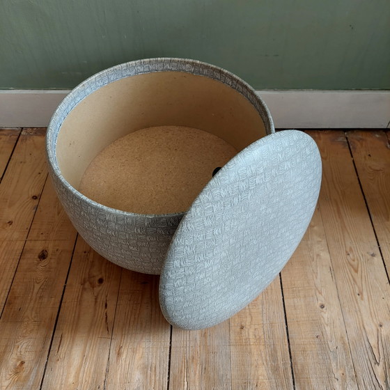 Image 1 of pouf vintage avec espace de rangement