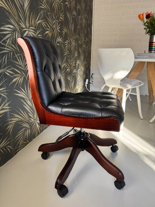 Fauteuil pivotant de style classique/vieil anglais – réglable