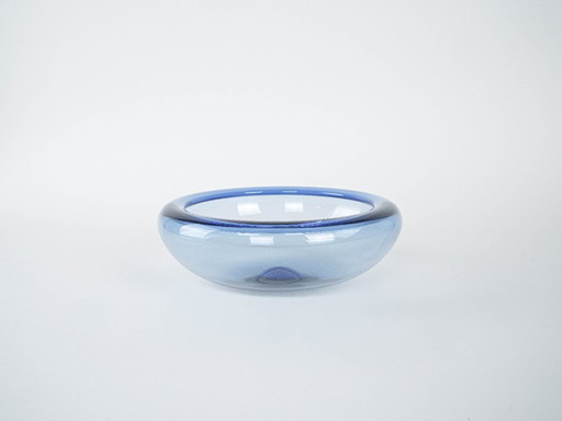 Bol de cristal azul, diseño danés, década de 1960, fabricado por Holmegaard.