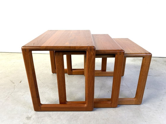 Tables d'appoint scandinaves de Dyrlund, années 1960 – Bois (photo 5 of 12)