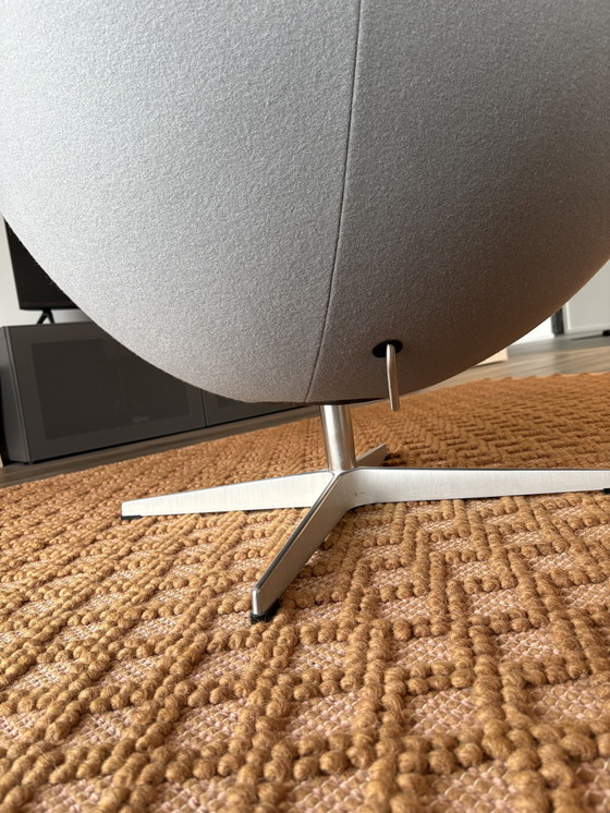 Image 1 of Chaise Oeuf Fritz Hansen par Arne Jacobsen