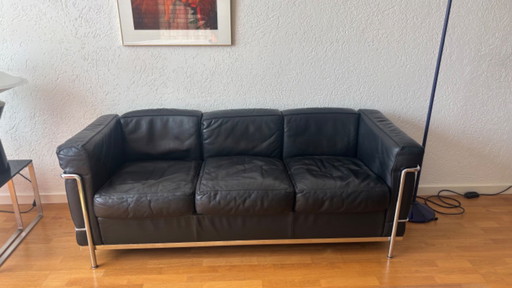 Three-seater sofa LC2 Le Corbusier