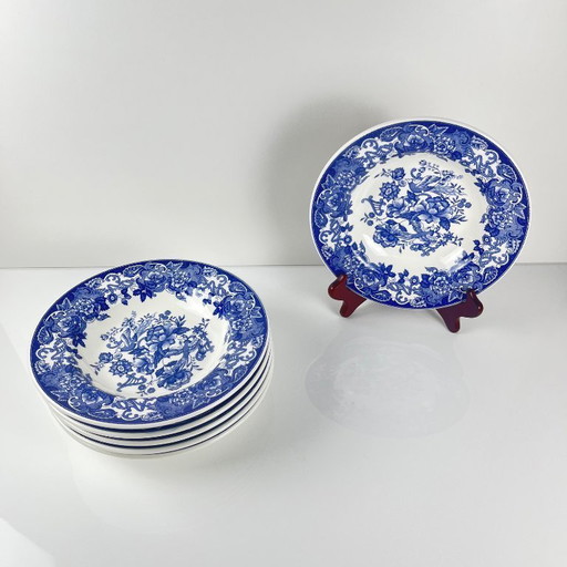 Set of 6 blue earthenware soup plates, floral and bird decoration, early 20th century