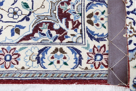 Image 1 of Original hand-knotted Persian carpet Nain 9 LA Fine with silk 450 x 90 cm Top condition