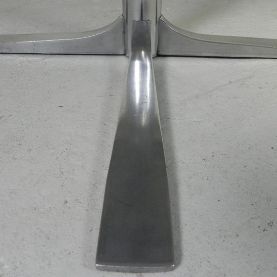 Image 1 of Round vintage dining table diameter 100 cm, extended 135 cm, 1970s