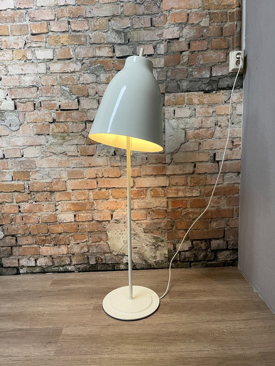 Fritz Hansen Caravaggio Lampadaire – Blanc | Cecilie Manz – Metal (photo 3 of 9)