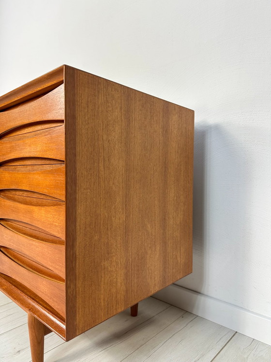 Image 1 of 1960S VINTAGE DANISH MID-CENTURY TEAK SIDEBOARD ‘OS29’ BY ARNE VODDER FOR SIBAST
