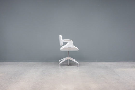 Image 1 of Voorzitter van de Interstuhl Silver-vergadering