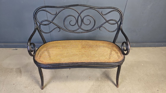 Image 1 of Jugendstil-Sofa Nr. 2 aus gebogenem Holz und Rohrgeflecht von den Gebrüdern Thonet, Österreich, 1900er Jahre
