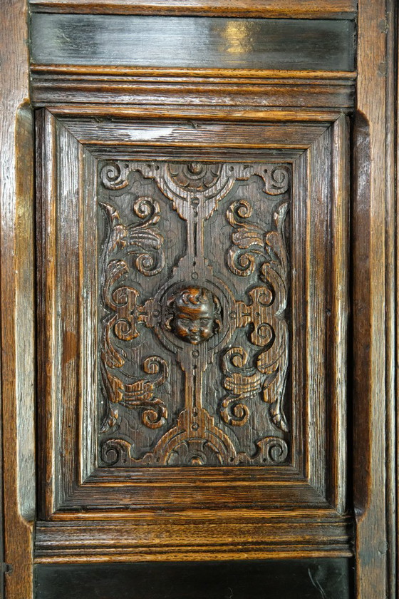 Image 1 of Fino armario Pilaster holandés del siglo XVII