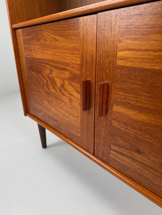 Image 1 of Libreria/mobile bar in teak danese: eleganza compatta di metà secolo