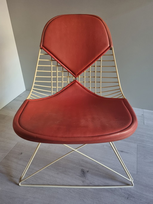 2x Herman Miller (Eames) LKR-2