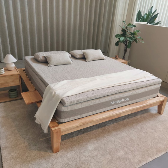 Image 1 of Letto a piattaforma per dormire - 180x200