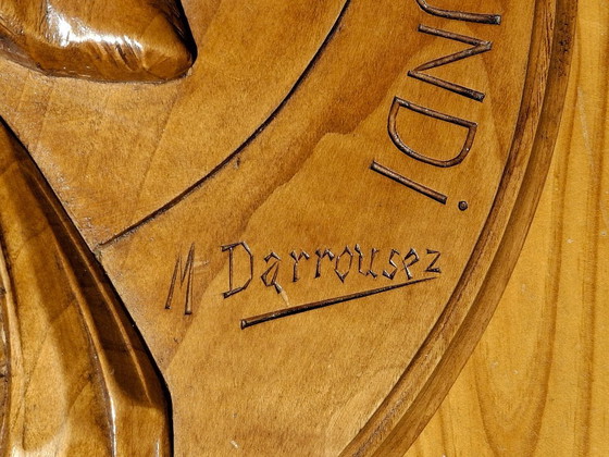 Image 1 of Tallado en un solo bloque de madera, firmado Cristo Salvador del Mundo.