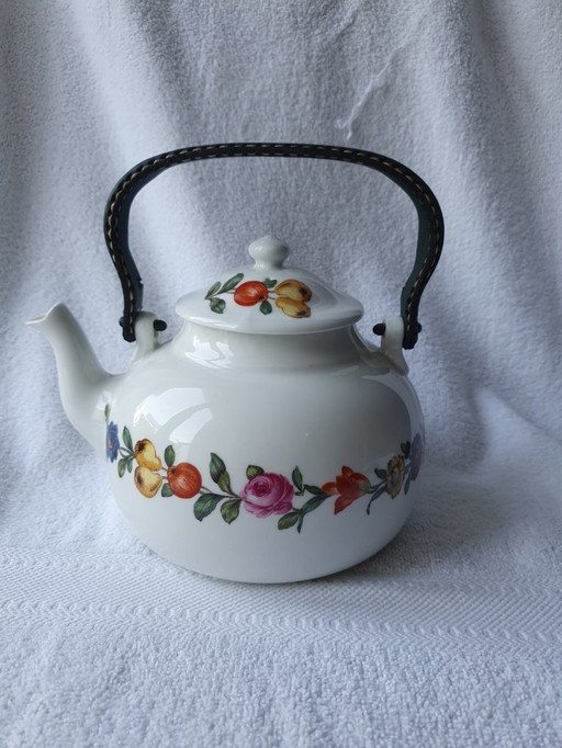 Teiera in porcellana di Parigi