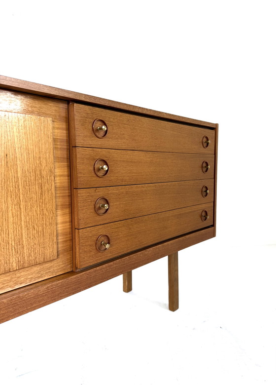 Image 1 of Vintage XXL teakhouten sideboard, jaren ‘60